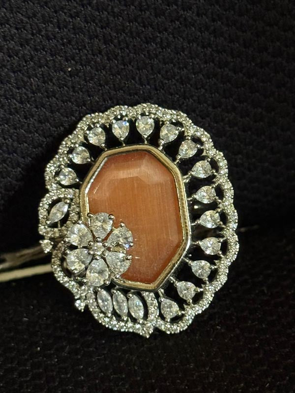 Silver plated Adjustable cubic zircona ring with Monalisa